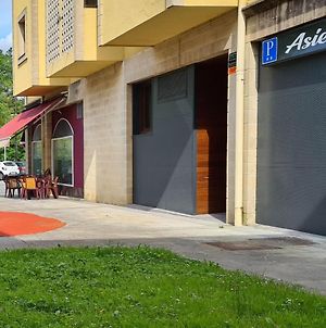 Hôtel Asieran à Amorebieta-Etxano Exterior photo
