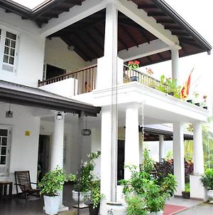 Bed and Breakfast Notting Hill Country House à Kandy Exterior photo