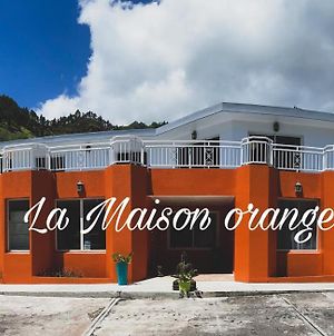 La Maison Orange Moorea Exterior photo