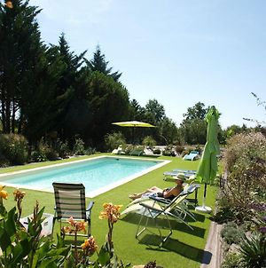 Villa Three Lovely G Tes Surrounded By Nature With Private Swimming Pool And Garden à Peyzac-le-Moustier Exterior photo
