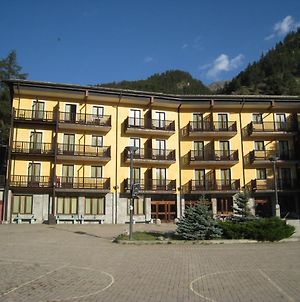 Hôtel Casa Alpina Don Barra à Pragelato Exterior photo