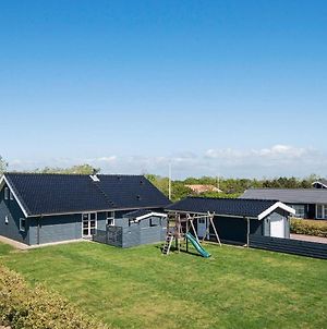 12 Person Holiday Home In Tarm Exterior photo