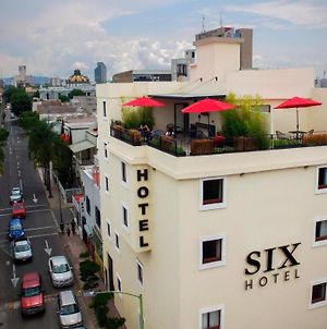 Six Hotel Guadalajara Exterior photo