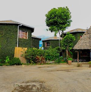 Dan Stam Hotel Arusha Exterior photo