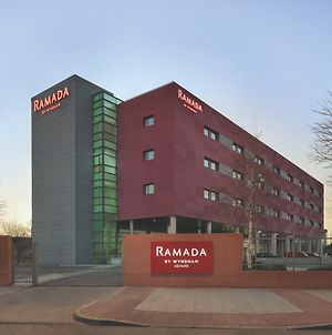 Hôtel Ramada By Wyndham Madrid Getafe Exterior photo