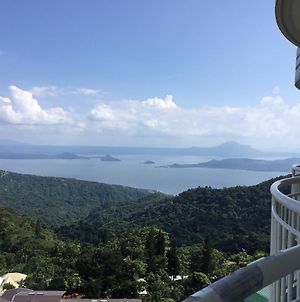 Condo With Free Swimming Pool & Viewing Deck Tagaytay City Exterior photo