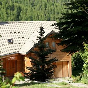 Villa Le Troll Hameau des Chazals Nevache Hautes Alpes Exterior photo