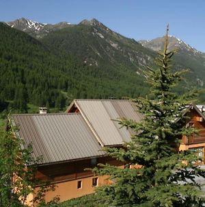 Villa Les Elfes Hameau des Chazals Nevache Hautes Alpes Exterior photo
