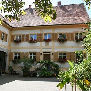 Appartement Gutshof Guntert - Ehemaliges Weingut Von 1741 à Sulzburg Exterior photo