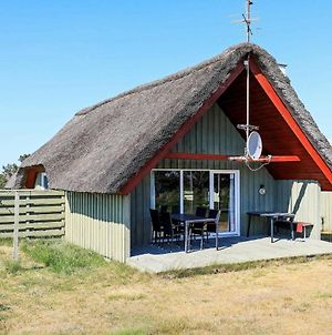 Comfortable Cottage In Hvide Sande With Terrace Exterior photo