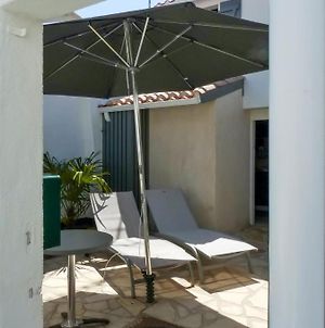 Maison de 2 chambres a Saint Gilles Croix de Vie a 300 m de la plage avec terrasse amenagee et wifi Exterior photo