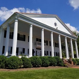 Hôtel Historic Rosemont Manor à Berryville Exterior photo