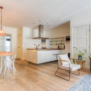 Luxurious Ground Floor Apartment With Patio Amsterdam Exterior photo