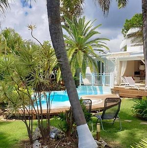 Villa Piscine et Iguanes en bord de mer proche plages marina et golf Saint-Francois  Exterior photo