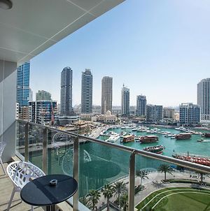 Apartment In Sparkle Tower By Swarovski Dubai Marina Exterior photo