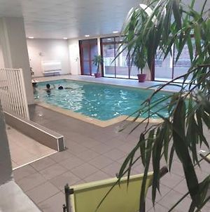 Joli appartement T2 dans résidence avec piscine, hammam et parking gratuits Carcassonne Exterior photo