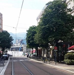 Appartement joli 2 pieces en centre ville , gare à 50 mètres à Grenoble Exterior photo