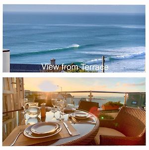 Sea Beach & Coastal Views From Lrg Sun Terrace G Bay Apartments Overlooks Fistral Beach Most Desirable Location Sleeps & Dines 6 Which Includes Sofabed 2 Bathrooms Al Fresco Dining Smart Tv All Rooms Private Parking 2 Cars Sat-Sat Only April-Nov Plea New Quay Exterior photo