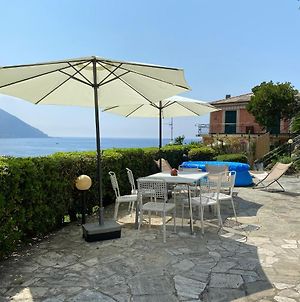 Liguria Holidays - Deliziosa Casetta Con Splendida Vista Mare Recco Exterior photo