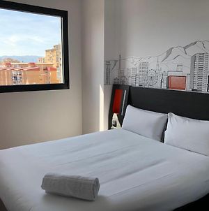 Easyhotel Malaga City Centre Exterior photo