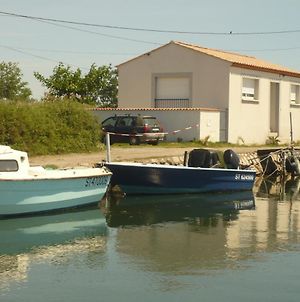 La petite maison au bord du canal T2 - 3étoiles - Frontignan Exterior photo