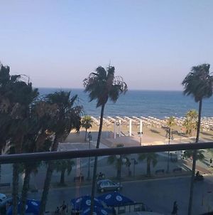 Horizon Luxury Suite At Finikoudes Beach 301 Larnaca Exterior photo