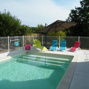 Maison tout confort avec piscine à Bédarrides Exterior photo