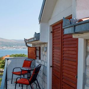 Sea View Apartment In Okrug Donji With Balcony Donji Okrug  Exterior photo