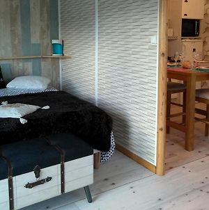 Chambre Mobi-Loft cosy sauna ,douche hammam Arrest Exterior photo