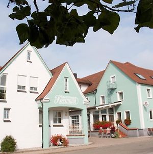 Hôtel Metzgerei-Gasthof Kleemann à Pfofeld Exterior photo