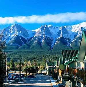 Mountainview -Privatechalet Sleep7- 5Min To Dt Vacation Home Canmore Exterior photo
