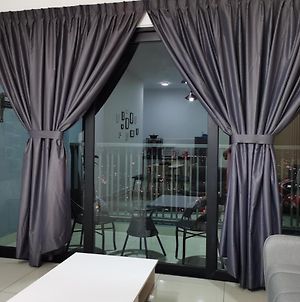 Appartement Le Pavillion Puchong by Widebed upto 6pax à Kuala Lumpur Exterior photo