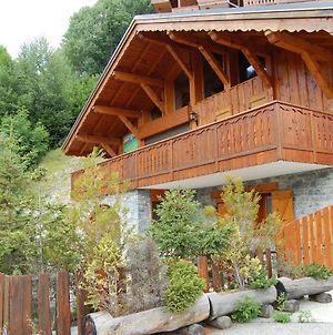 Appartement Beautiful Chalet in Champagny-en-Vanoise with Balcony à Le Villard  Exterior photo