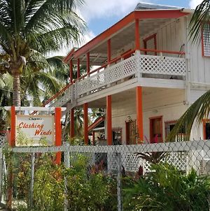 Hôtel Chapito'S 5, Clashing Winds House à Belize City Exterior photo