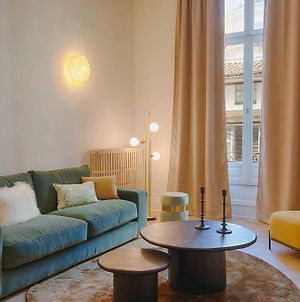 Appartement Romantic Flat In The Heart Of The City à Avignon Exterior photo