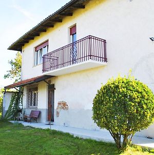 Holiday Home In Asti With A Hill View From The Garden Moncucco Torinese Exterior photo