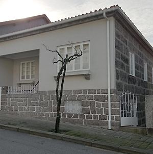 Villa 4-As Moradias Centro à Guimarães Exterior photo