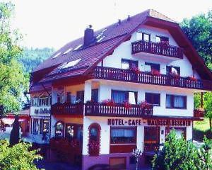 Hôtel Waldschlosschen à Bad Herrenalb Exterior photo