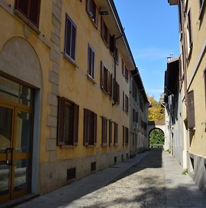 Appartement Casa Elena - Monolocale in zona tranquillità vicino al Castello à Pavie Exterior photo