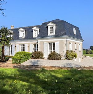 Maison de 2 chambres avec jardin clos et wifi a Mont pres Chambord Exterior photo