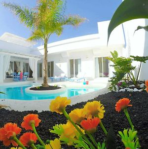 Casa Nature By Vacanzy Collection Corralejo Exterior photo