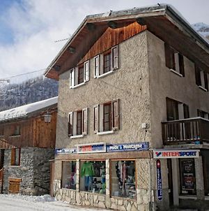Villa Chalet Le Loup - charming Tignes ski chalet in a superb location Exterior photo