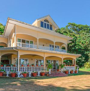Seybreeze Villa Anse Royale Exterior photo