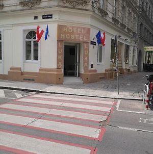 Ch-Hostel Vienne Exterior photo