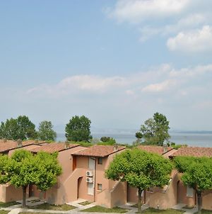 Residence Villaggio Tiglio Sirmione Exterior photo