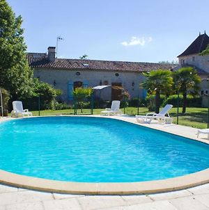 Maison de 5 chambres avec piscine privee jacuzzi et jardin clos a Thenac Exterior photo