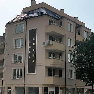 Budget Luxury Apartment - Absolutely New Building! Ruse Exterior photo