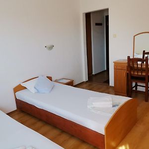 Guest Rooms Melsambria Nessebar Exterior photo