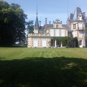 Bed and Breakfast Château de Maucouvent à Nevers Exterior photo
