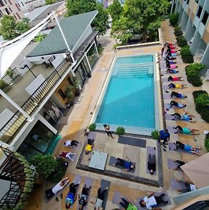 Hôtel Phuket Airport Place - Sha Plus à Nai Yang Beach Exterior photo
